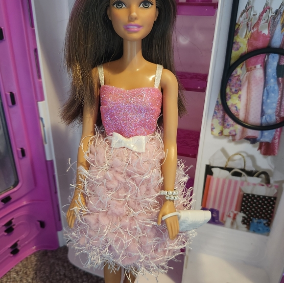 Barbie - Picture 4 of 4